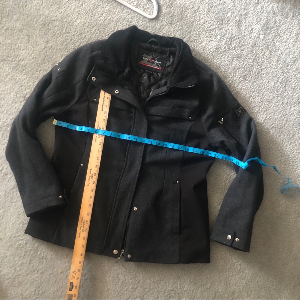 Men’s coat - Picture 7 of 13